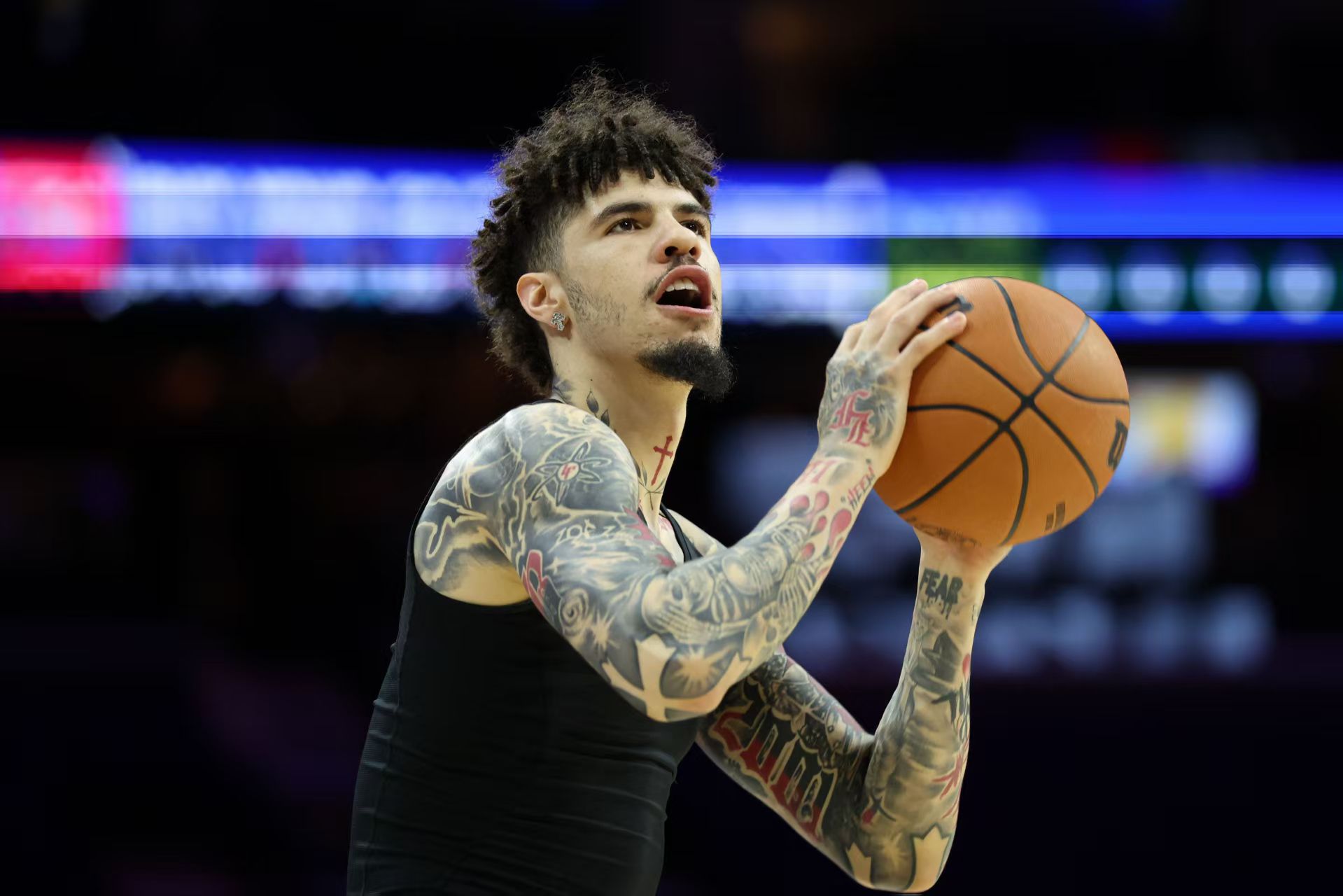 黃蜂官宣：三球與普拉姆利被下放至發展聯盟球隊隨隊練習