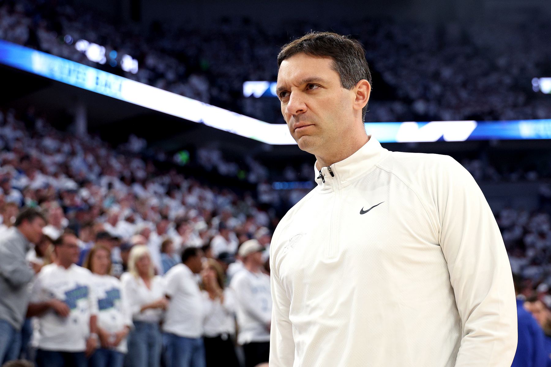 戴格諾特：我們的守衛紀律很好，卡森很好地限制了柯瑞