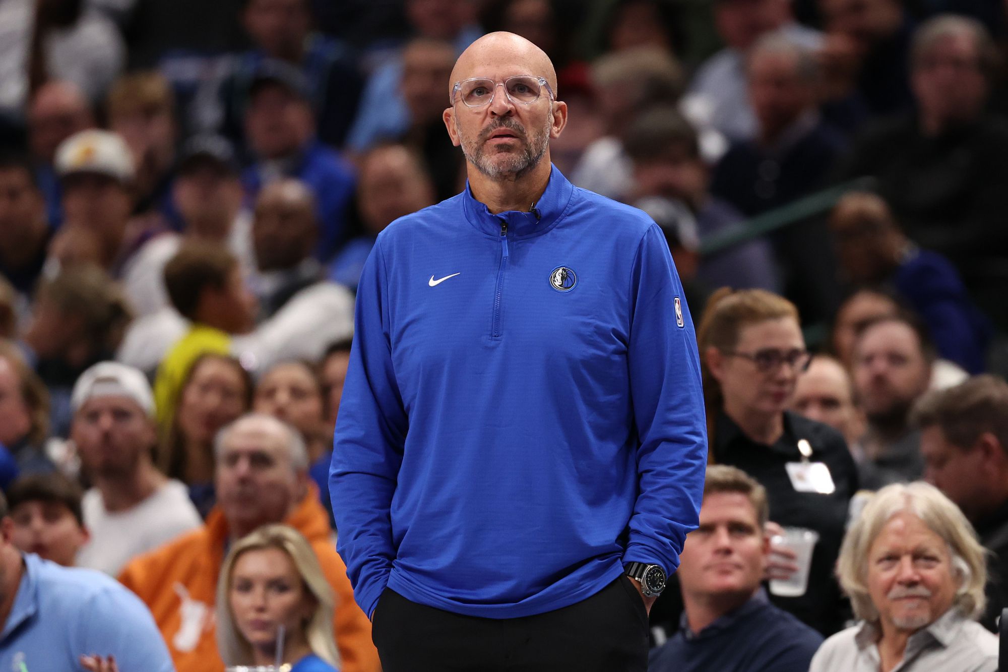 記者：基德在球隊陣容發展方向和輪換安排均與哈里森分歧