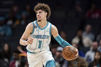 全靠你了！三球半場10中6貢獻17分4截球