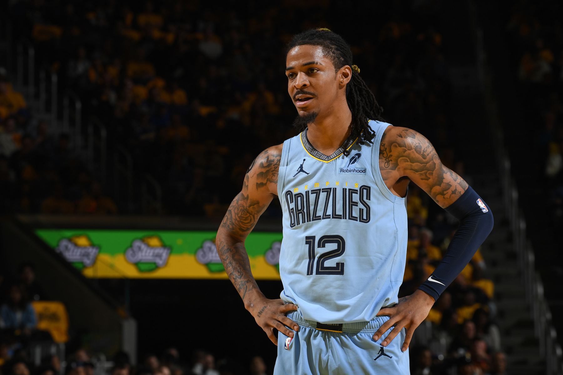 美記：森林狼正在密切關注莫蘭特的動向