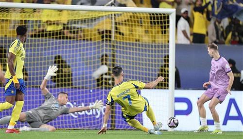 阿爾納斯爾 vs 霍盧德