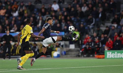 年少男孩 vs 阿斯頓維拉