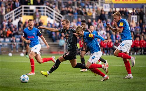 基爾荷爾斯泰因 vs 拜仁慕尼黑