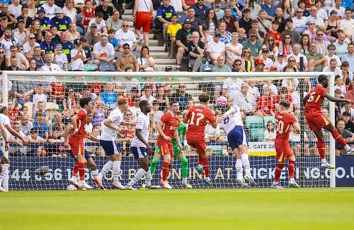 北普雷斯頓 vs 利物浦