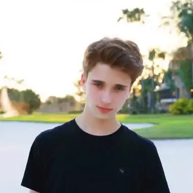 6686体育铜牌作者Emma