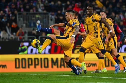 卡利亞裡 vs 國際米蘭