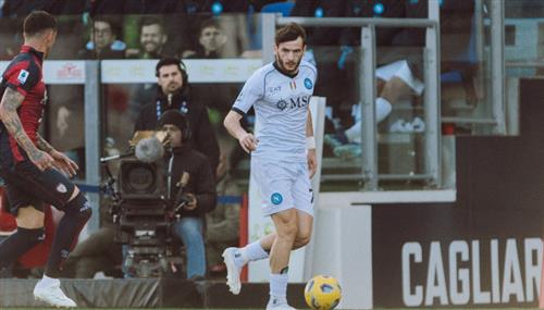 卡利亞裡 vs 那不勒斯